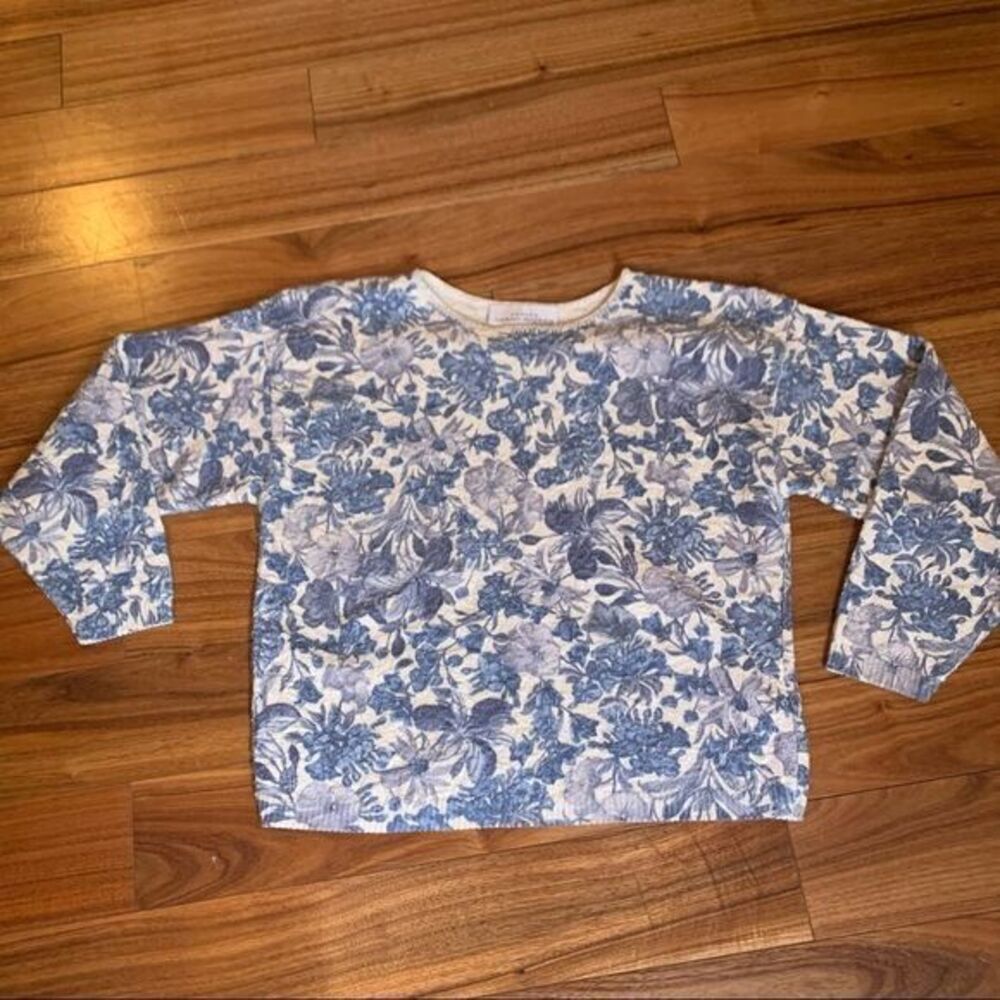 90s Vintage blue floral sweater crew neck Sarah Barnes weekend petites small